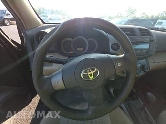 2011 Toyota RAV4 - miniatura 10