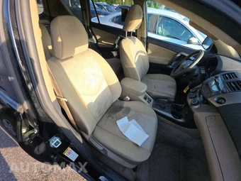 2011 Toyota RAV4 - miniatura 8