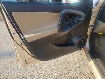 2011 Toyota RAV4 Limited - miniatura 9