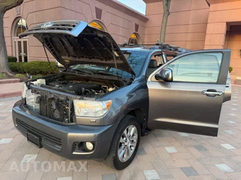 2011 Toyota Sequoia Limited - miniatura 11