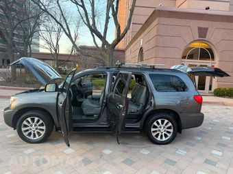 2011 Toyota Sequoia Limited - miniatura 12