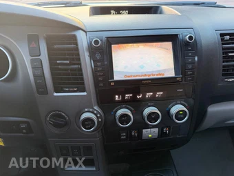 2011 Toyota Sequoia Limited - miniatura 24