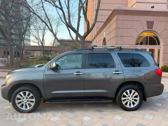 2011 Toyota Sequoia Limited - miniatura 4