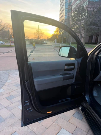 2011 Toyota Sequoia Limited - miniatura 52