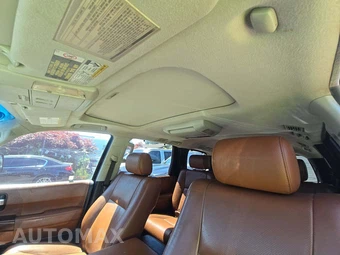 2011 Toyota Sequoia Platinum – miniatura 11