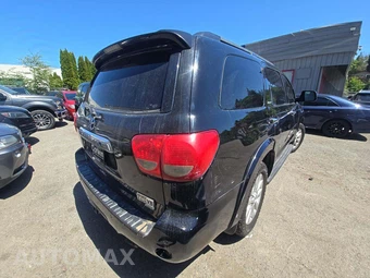 2011 Toyota Sequoia Platinum – miniatura 3
