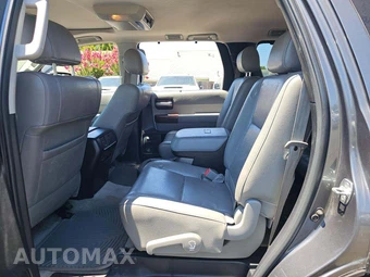 2011 Toyota Sequoia Platinum - miniatura 10