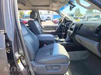 2011 Toyota Sequoia Platinum - miniatura 15