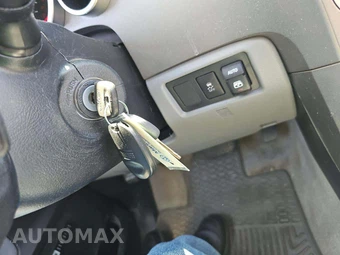 2011 Toyota Sequoia Platinum - miniatura 5