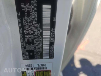 2011 Toyota Sequoia Platinum – miniatura 2
