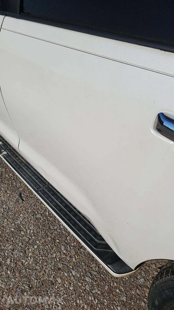 2011 Toyota Sequoia Platinum - miniatura 27