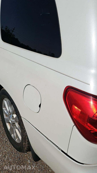 2011 Toyota Sequoia Platinum - miniatura 29