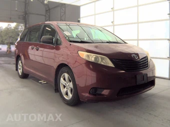 2011 Toyota Sienna 7-Passenger 119.3" WB – miniatura 3