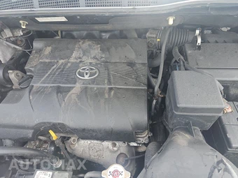 2011 Toyota Sienna 7-Passenger 119.3" WB - miniatura 15