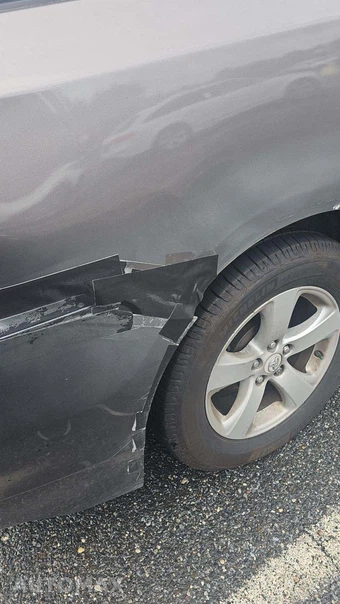 2011 Toyota Sienna 7-Passenger 119.3" WB - miniatura 25