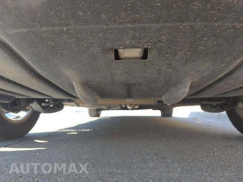 2011 Toyota Sienna 7-Passenger 119.3" WB - miniatura 15