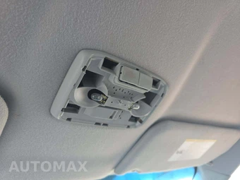 2011 Toyota Sienna 7-Passenger 119.3" WB - miniatura 21