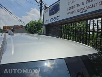 2011 Toyota Sienna LE 8-Passenger 119.3" WB - miniatura 12