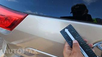 2011 Toyota Sienna LE 8-Passenger 119.3" WB - miniatura 28