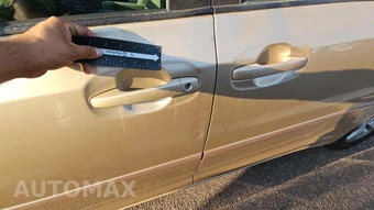 2011 Toyota Sienna LE 8-Passenger 119.3" WB - miniatura 36