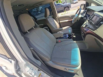 2011 Toyota Sienna Limited 7-Passenger 119.3" WB - miniatura 19