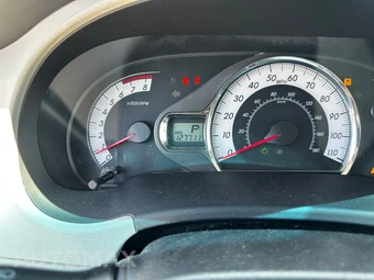 2011 Toyota Sienna SE 8-Passenger 119.3" WB - miniatura 20