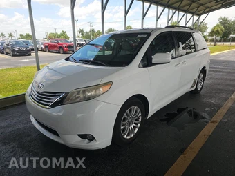 2011 Toyota Sienna XLE 8-Passenger 119.3" WB