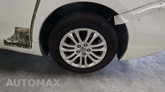2011 Toyota Sienna XLE 8-Passenger 119.3" WB - miniatura 24