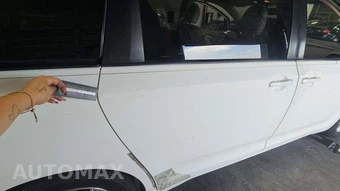 2011 Toyota Sienna XLE 8-Passenger 119.3" WB - miniatura 28