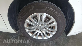 2011 Toyota Sienna XLE 8-Passenger 119.3" WB - miniatura 38