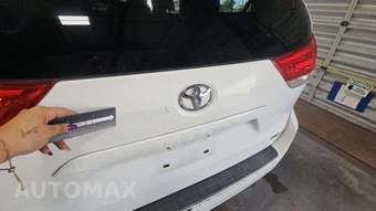 2011 Toyota Sienna XLE 8-Passenger 119.3" WB - miniatura 39
