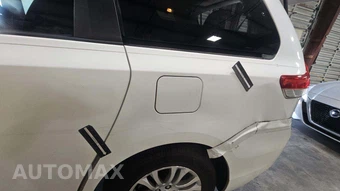 2011 Toyota Sienna XLE 8-Passenger 119.3" WB - miniatura 46