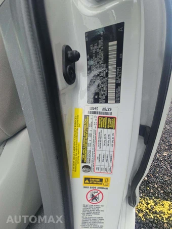 2011 Toyota Sienna XLE 8-Passenger 119.3" WB - miniatura 4