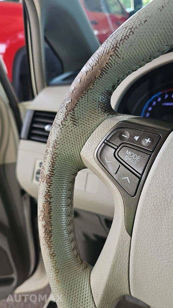 2011 Toyota Sienna XLE 8-Passenger 119.3" WB - miniatura 25