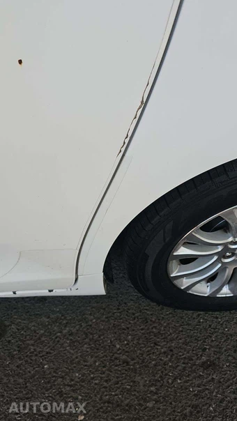2011 Toyota Sienna XLE 8-Passenger 119.3" WB - miniatura 38
