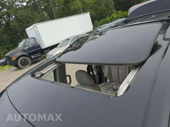 2011 Toyota Sienna XLE 8-Passenger 119.3" WB - miniatura 9