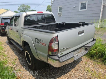 2011 Toyota Tacoma Crew Cab Medium Bed - miniatura 2