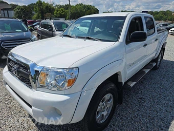 2011 Toyota Tacoma PreRunner Crew Cab Medium Bed