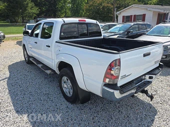2011 Toyota Tacoma PreRunner Crew Cab Medium Bed - miniatura 2