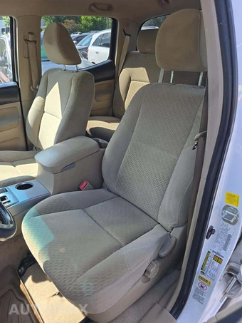 2011 Toyota Tacoma PreRunner Crew Cab Medium Bed - miniatura 6