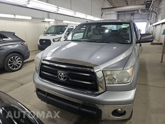 2011 Toyota Tundra Crew Cab Short Bed - miniatura 2
