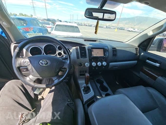 2011 Toyota Tundra Limited Extended Cab Medium Bed - miniatura 11