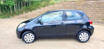 2011 Toyota Yaris Hatchback - miniatura 6