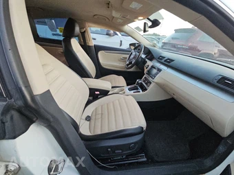 2011 Volkswagen CC R-Line – miniatura 8
