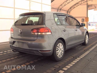 2011 Volkswagen Golf Comfortline Hatchback – miniatura 4