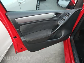2011 Volkswagen Golf TDI – miniatura 9