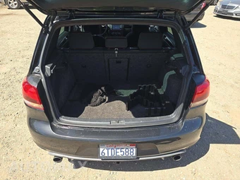 2011 Volkswagen GTI w/Sunroof - miniatura 11