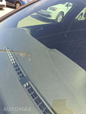 2011 Volkswagen GTI w/Sunroof - miniatura 23