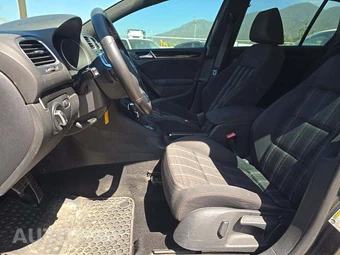 2011 Volkswagen GTI w/Sunroof - miniatura 3