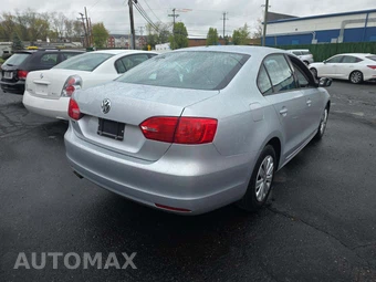 2011 Volkswagen Jetta Sedan - miniatura 3